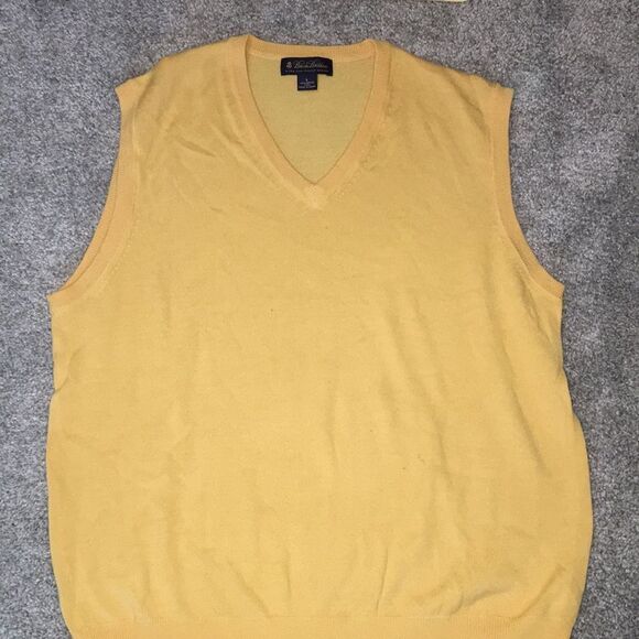 Mens Beautiful Gold Brooks Brother Merino wool sleeveless golf sweater vest L - Picture 1 of 5